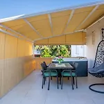 Apartment Paula With Private Jacuzzi And Parking- Near The Beach